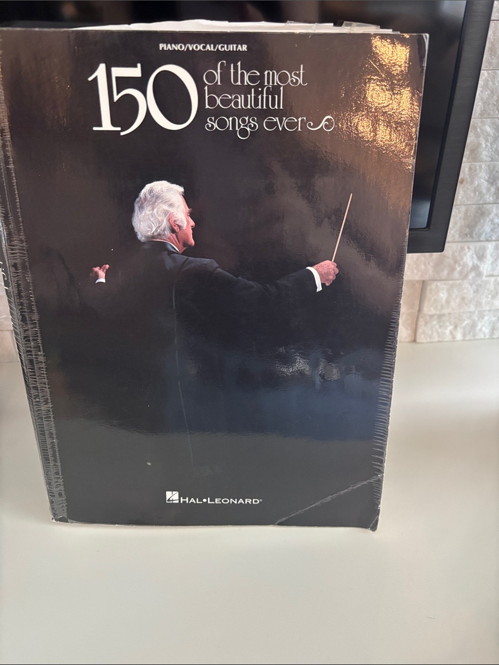 150 of the Most Beautiful Songs Ever - Hal Leonard Songbook (Black)